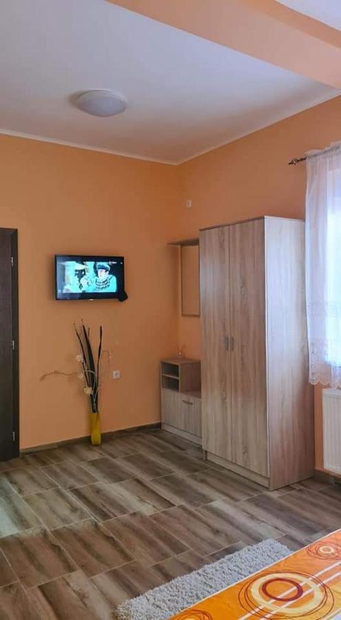 Ales Apartman Sombor Exterior foto