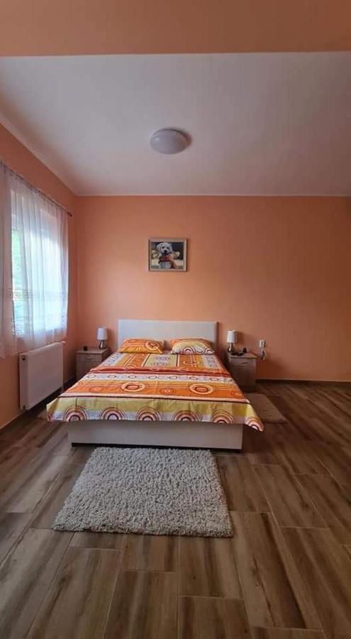 Ales Apartman Sombor Exterior foto